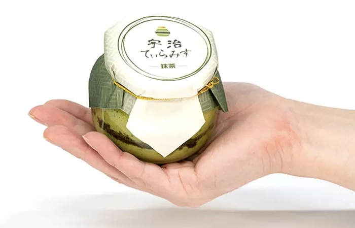 宇治てぃらみす手に持った感じ